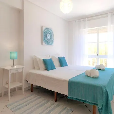 Adalena Oura By Alzira Apartment