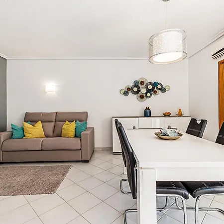 Apartment Adalena Oura By Alzira